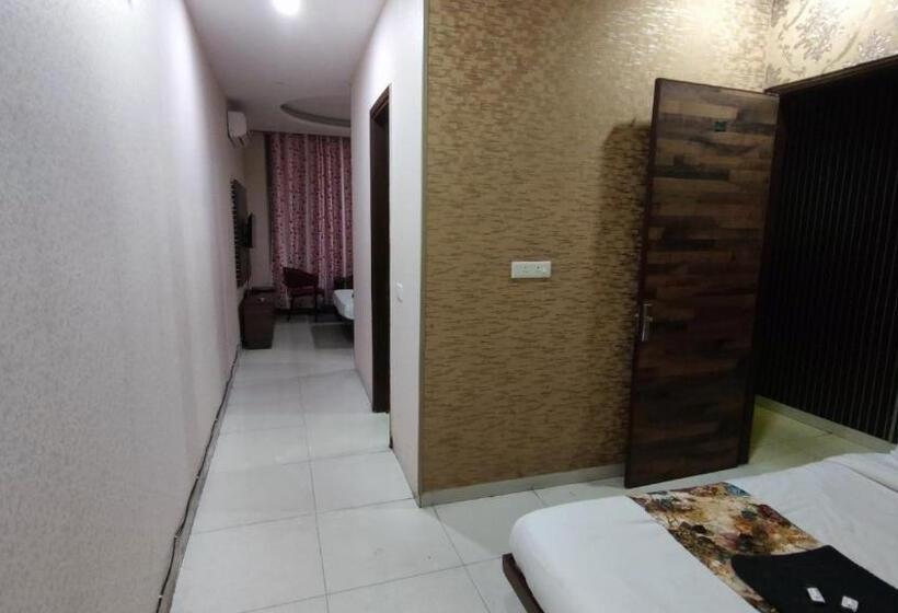 בית מלון כפרי Swastik Vatika