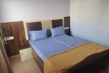 هتل Tara Lodge Grand Road Puri Near Jagannath Temple Best Location