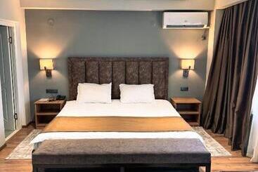 هتل Ziyorat Luxury