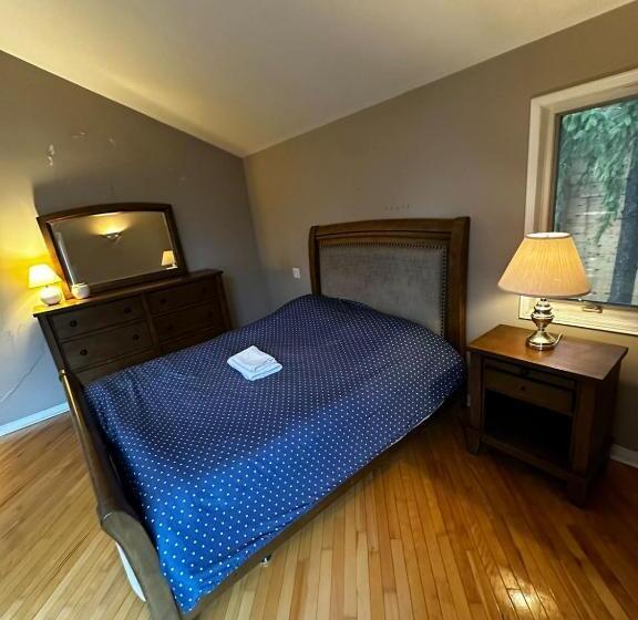 膳宿费 Executive Suite In A Victorian Style Bungalow P4b