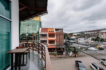 Red B Hostel, Cafe And Bar