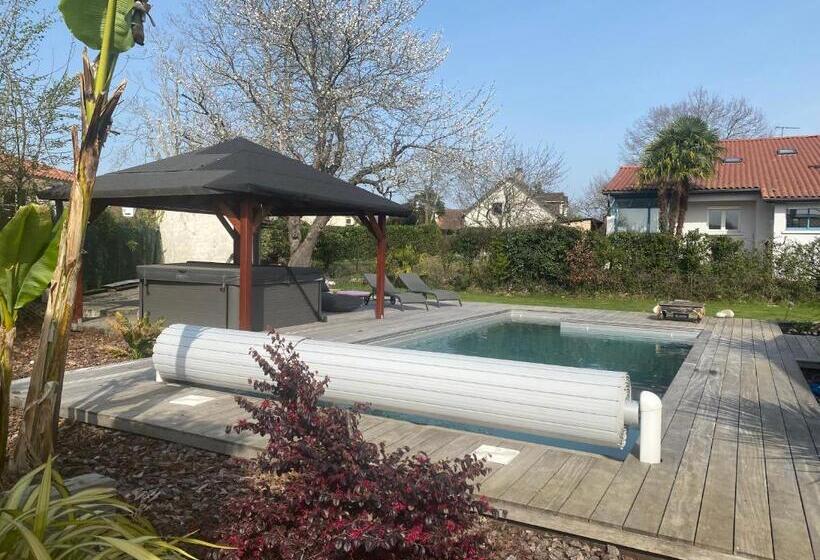 住宿加早餐  2 Chambres Dans Villa Avec Spa Et Piscine