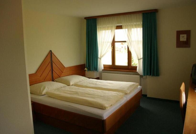 ベッドアンドブレックファースト & Fitness Castello