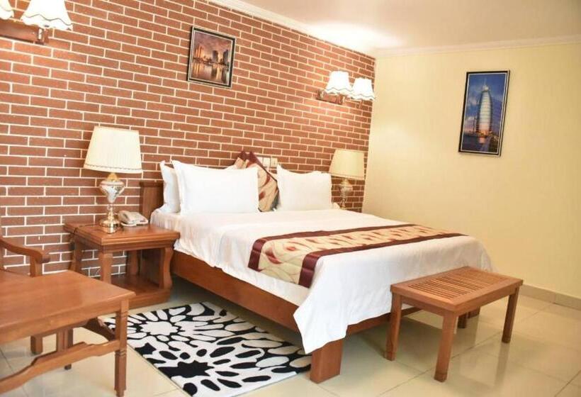 هتل Grand Hôtel Aéroport, Douala