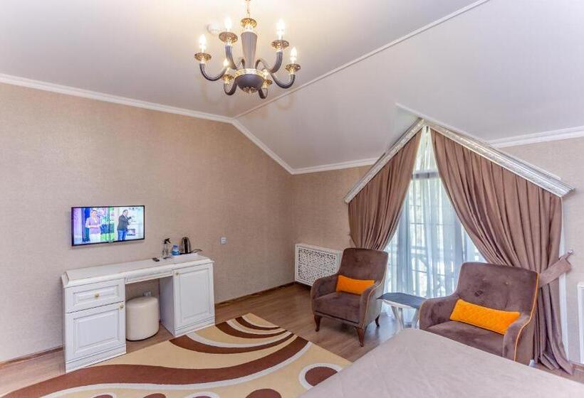 هتل Aynur Resort