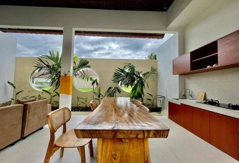 호텔 Belvilla Pantai Senja Resort Central Ubud