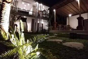 هتل Belvilla Abhinaya Central Ubud
