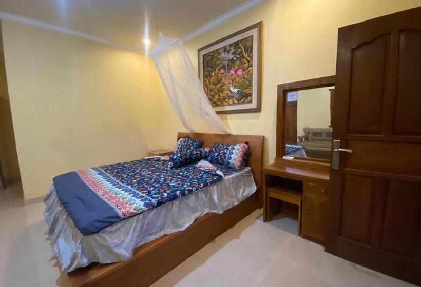 호텔 Capital O 93844 Arta Adi Homestay