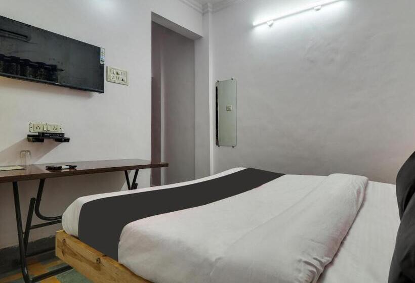 בית מלון כפרי Oyo Aai Bunglow