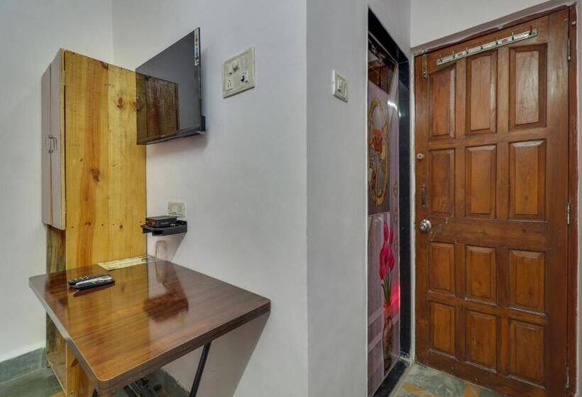 בית מלון כפרי Oyo Aai Bunglow