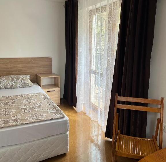 پانسیون En Suite Rooms: Novа Guesthouse In Sofia Center