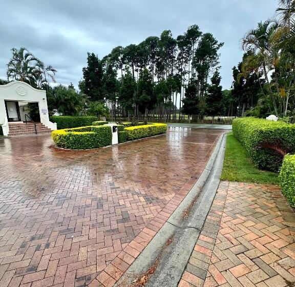 ペンション Large Studio In The Heart Of Hope Island & Sanctuary Cove