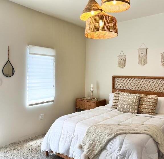 پانسیون Villa Bamboo