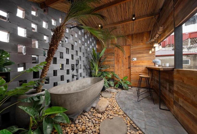 تختخواب و صبحانه Trinh S House Hang Vai