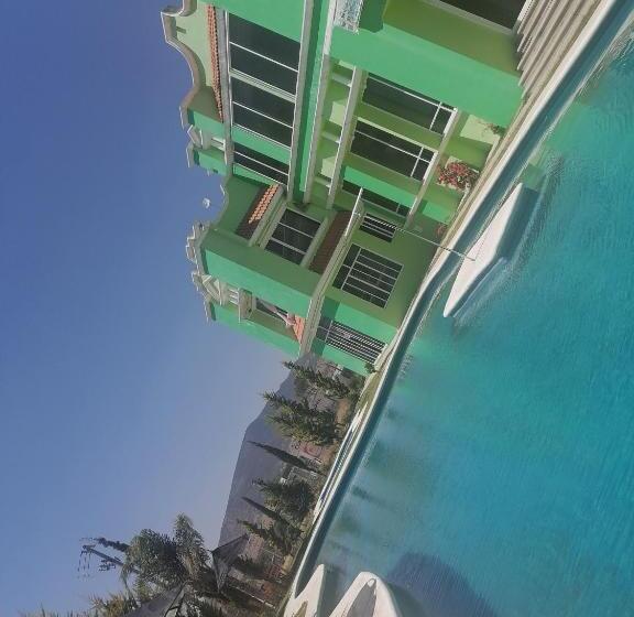 فندق Real Palacio