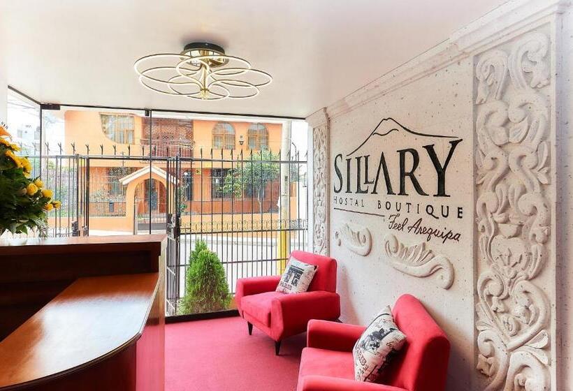 هتل Sillary Hostal Sede Cayma