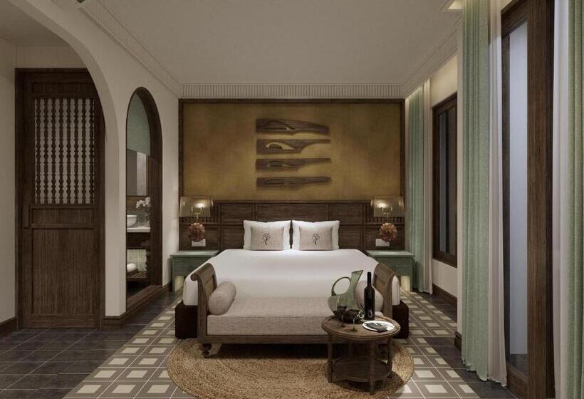 هتل The Signature Hoi An