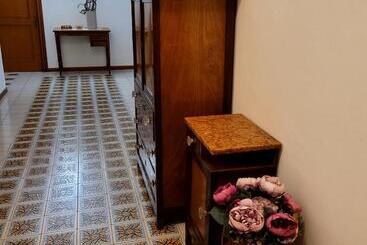 پانسیون Casa Anselmo Guest House