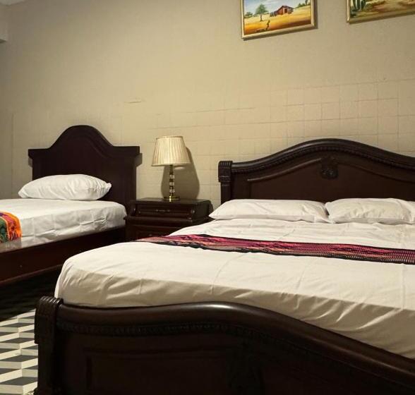 پانسیون Hostal La Casta