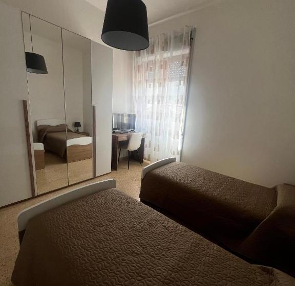 ペンション Mari & Monti Affittacamere