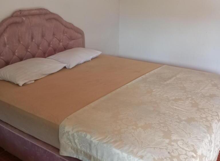 پانسیون Merids