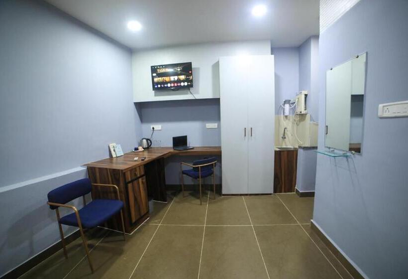 بنسيون Ramashray Premium Studio Apartments