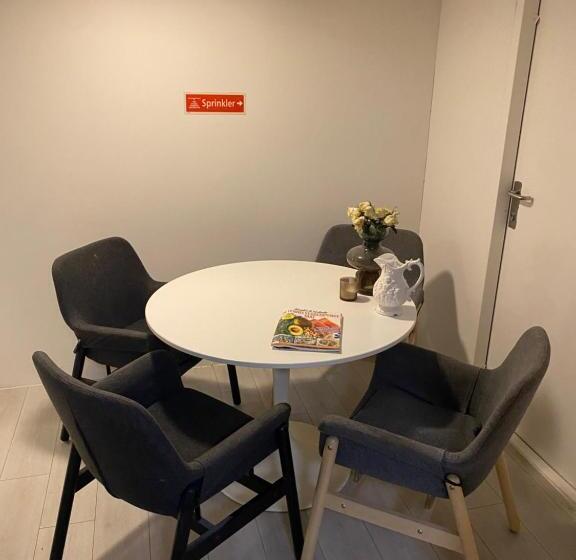هاستل Herregårdshuset As