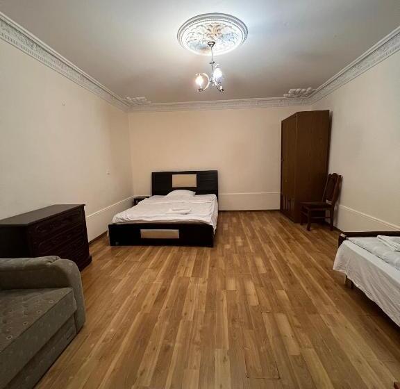 تختخواب و صبحانه Ok