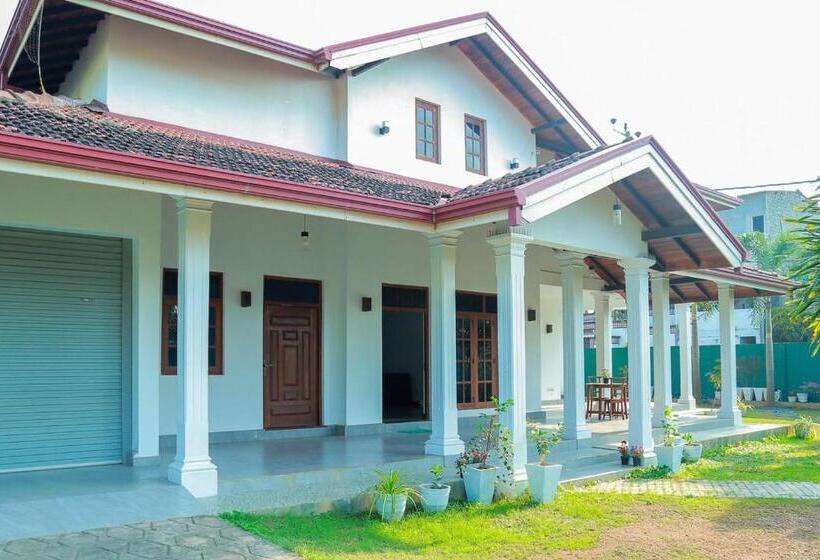 Отель Bay9 Resort