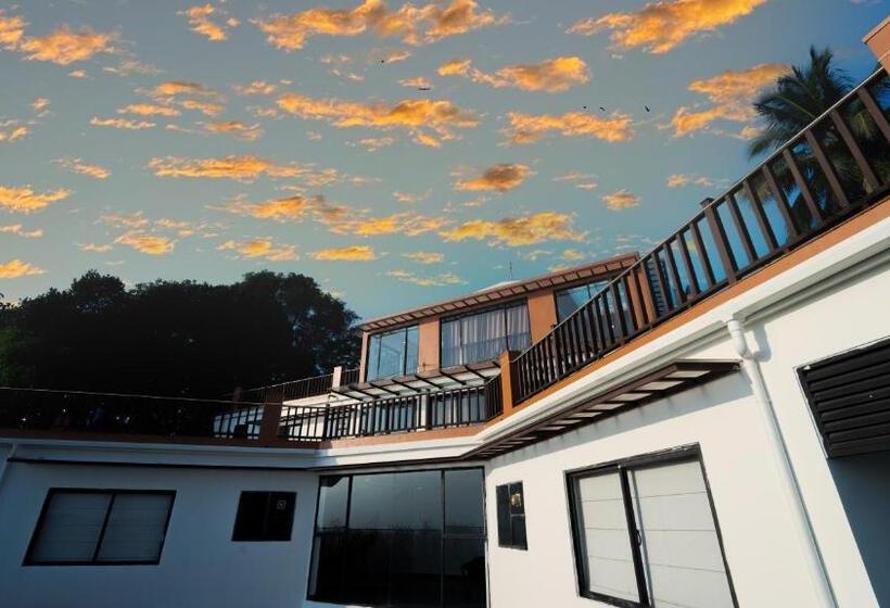 فندق Jungle Drive Resort Vayalada