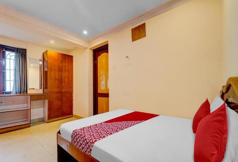 בית מלון כפרי Oyo Dev Holiday Homestay