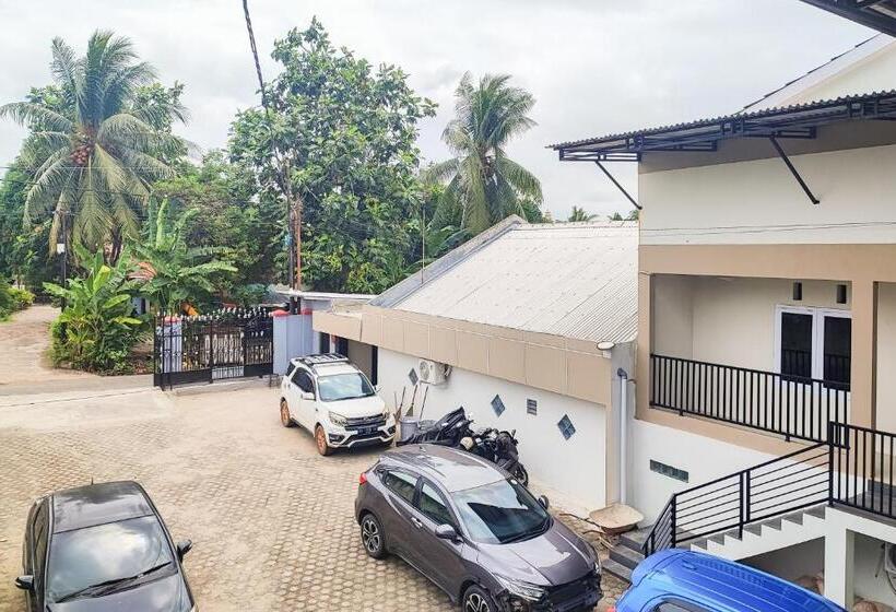 فندق Reddoorz Syariah Near Lapangan Persijam Jambi