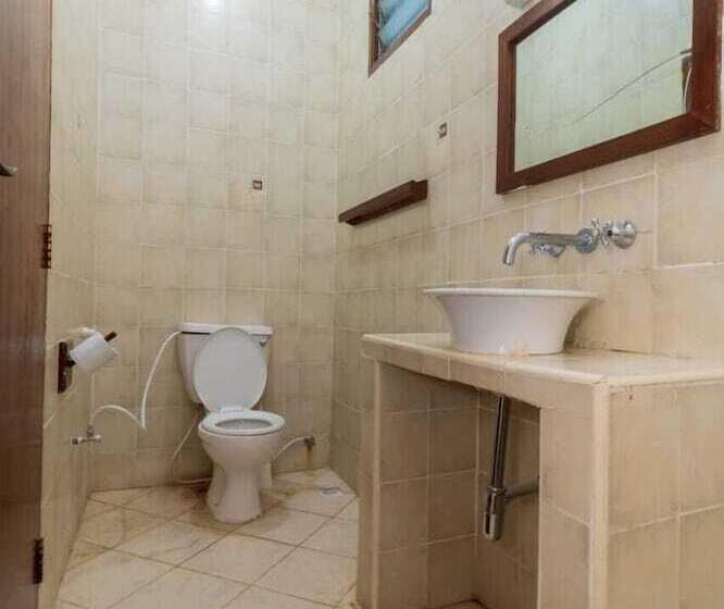 בית מלון כפרי The Pontoons Nyali A103