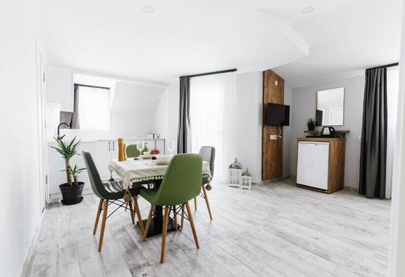 Lux Apart For 4 Guests