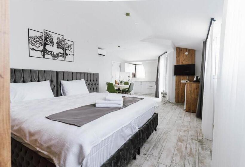 Lux Apart For 4 Guests