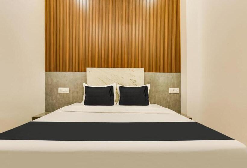 Oyo Hotel Green In
