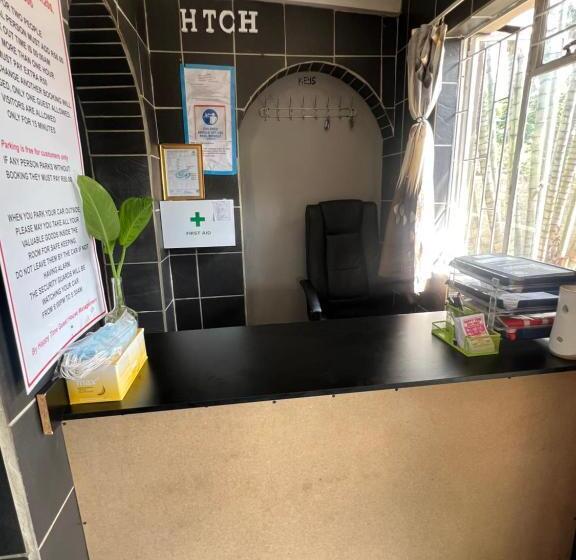 פנסיון Happy Time Guest Houses