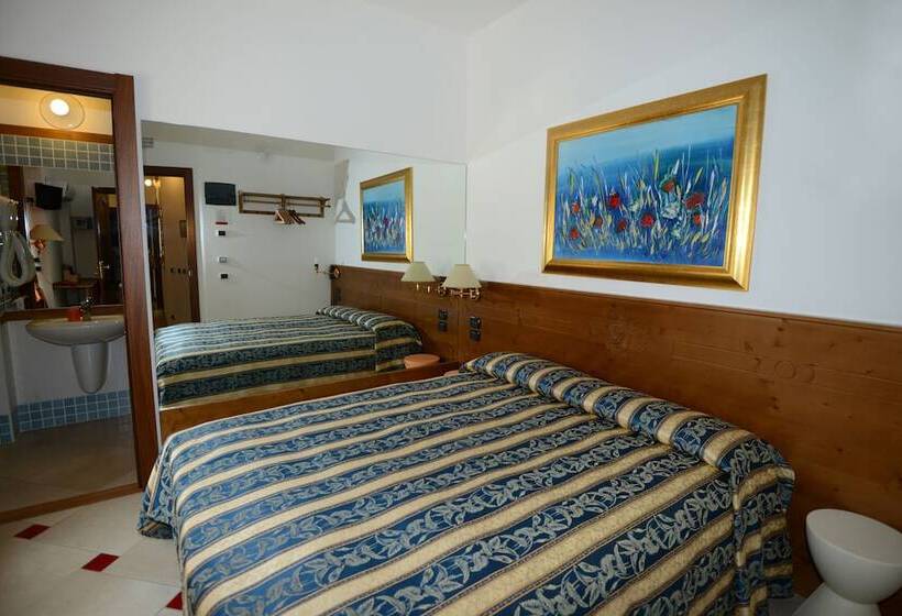 تختخواب و صبحانه Arciduca Charming House Room & Breakfast