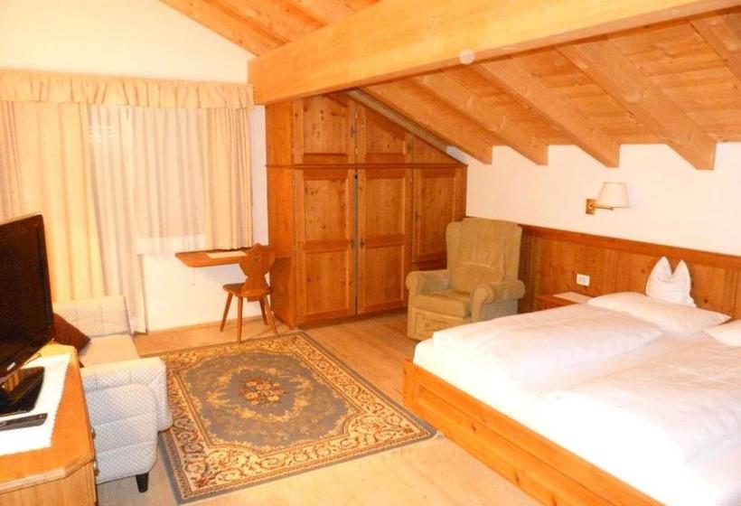 Bed and Breakfast Chalet Ciasa Alexander