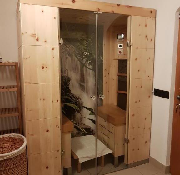 住宿加早餐  Chalet Planvart