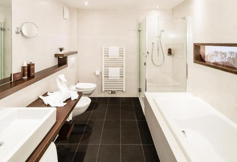 Fotos del hotel Boutique Hotel Nives - Luxury & Design In The Dolomites:  21
