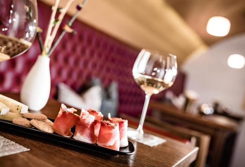 Fotos del hotel Boutique Hotel Nives - Luxury & Design In The Dolomites:  27