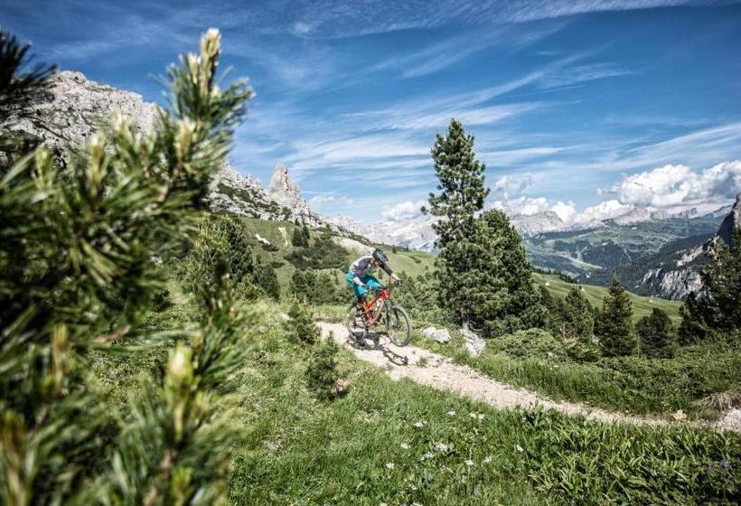 Fotos del hotel Boutique Hotel Nives - Luxury & Design In The Dolomites:  30