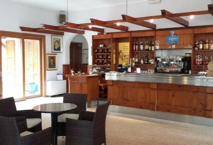 בית מלון כפרי Albergo Breglia