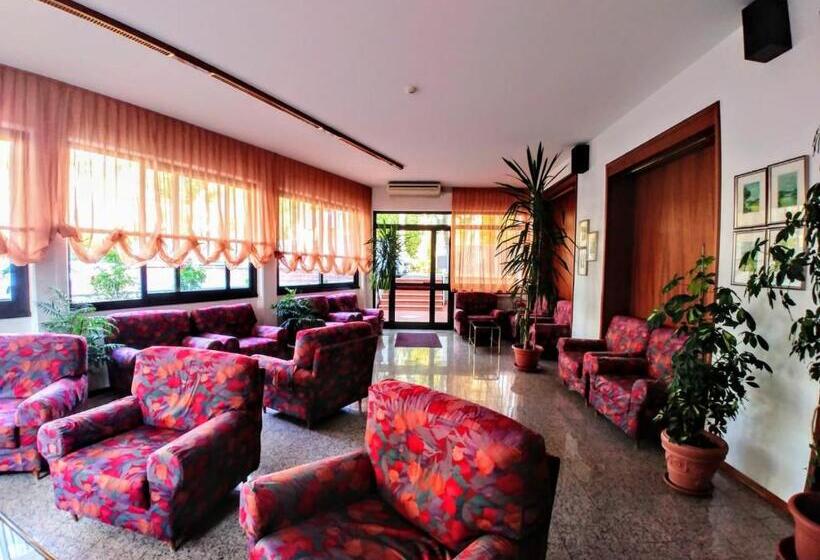 Отель Albergo Carancini