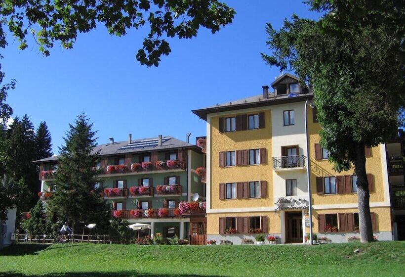 فندق Albergo Monteverde