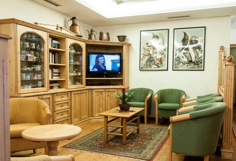 فندق Albergo Monteverde