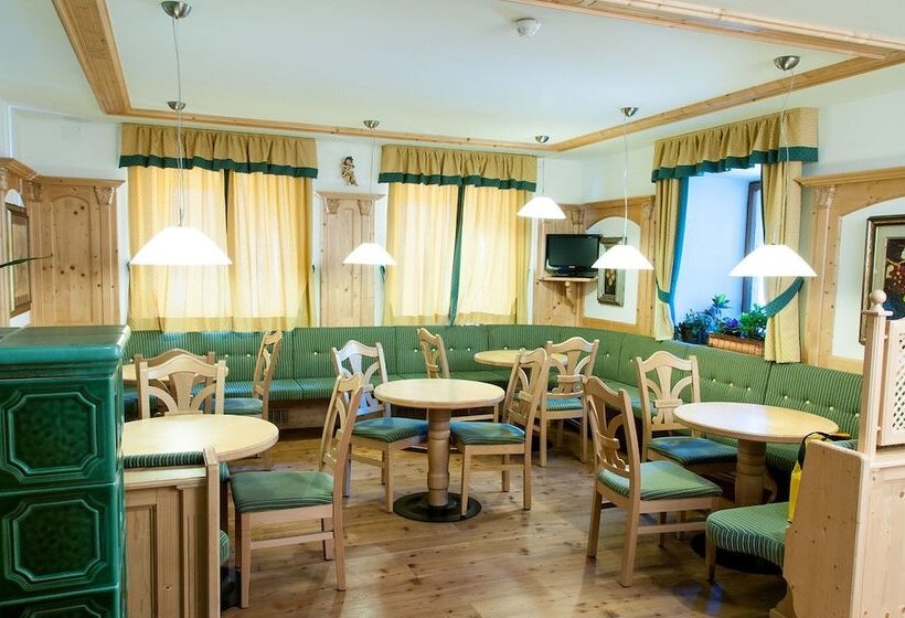 فندق Albergo Monteverde