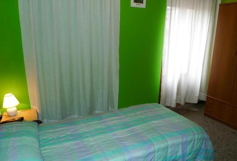 בית מלון כפרי Albergo Simonati