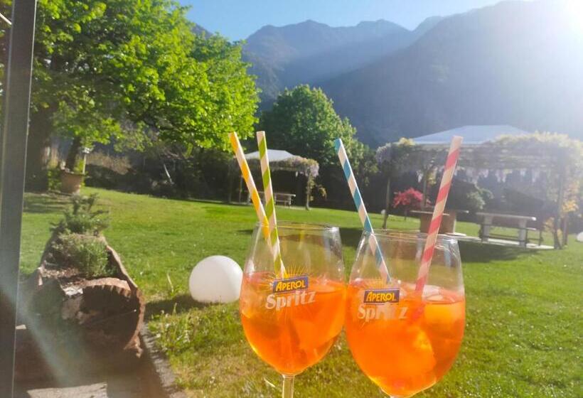 فندق Castello